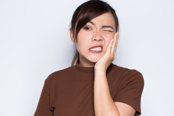 General Dentistry: Treatment Options For Toothache Pain